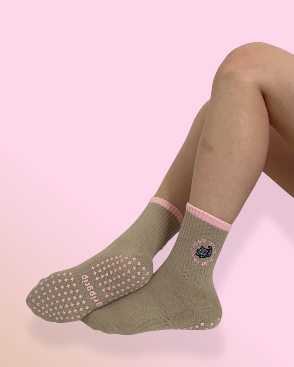 Purr-fect Hold image 2